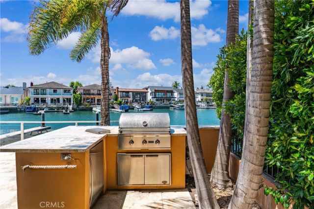 701 Bayside Drive, Newport Beach, CA 92660