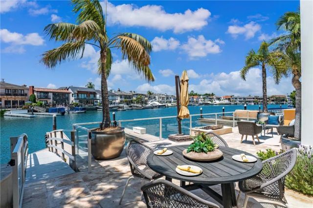 701 Bayside Drive, Newport Beach, CA 92660