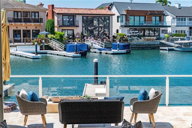 701 Bayside Drive, Newport Beach, CA 92660