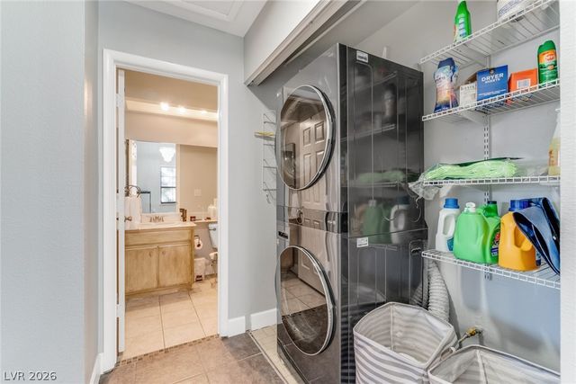 2379 Pickwick Drive, Henderson, NV 89014