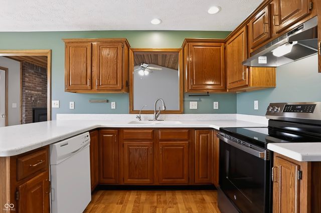 3603 Lakewood Drive, Greenfield, IN 46140