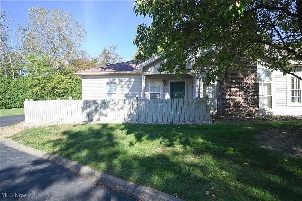 51 Woodland, Niles, OH 44446