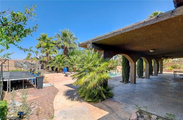 563 Moon Chase Street, Las Vegas, NV 89110