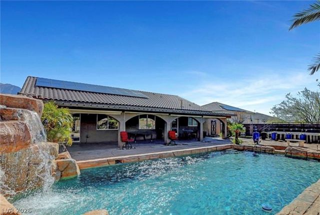 563 Moon Chase Street, Las Vegas, NV 89110