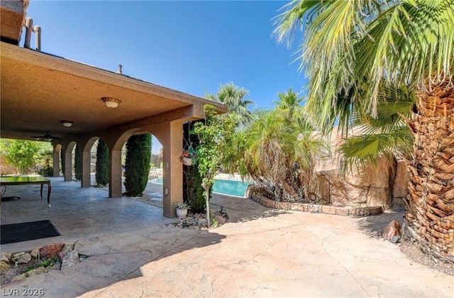 563 Moon Chase Street, Las Vegas, NV 89110