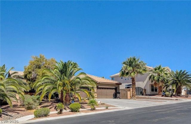 563 Moon Chase Street, Las Vegas, NV 89110