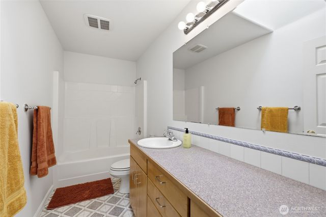 379 NW Mosher Canyon Road, Bremerton, WA 98311