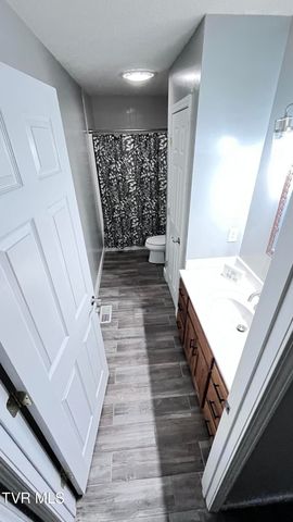 355 Wiltshire, Gray, TN 37615