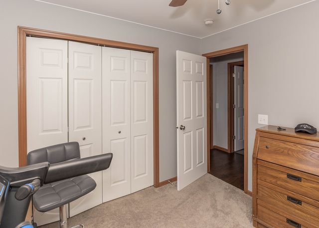240 E Franklin Street 204, Eldridge, IA 52748