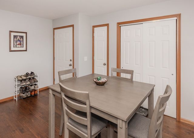 240 E Franklin Street 204, Eldridge, IA 52748