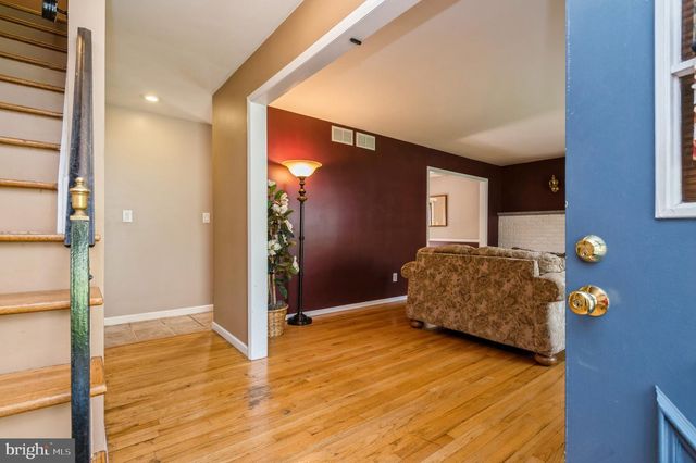 44 BROOKTREE RD, East Windsor, NJ 08520