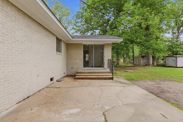 2217 W 36th, Pine Bluff, AR 71603