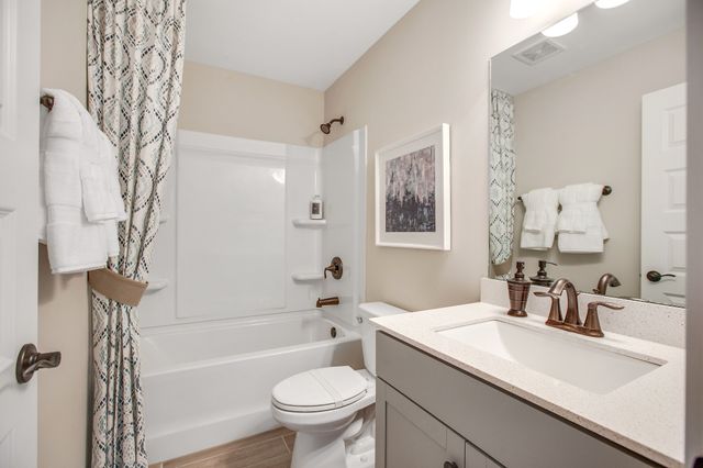 588 Gingerwood Lane, Hendersonville, TN 37075