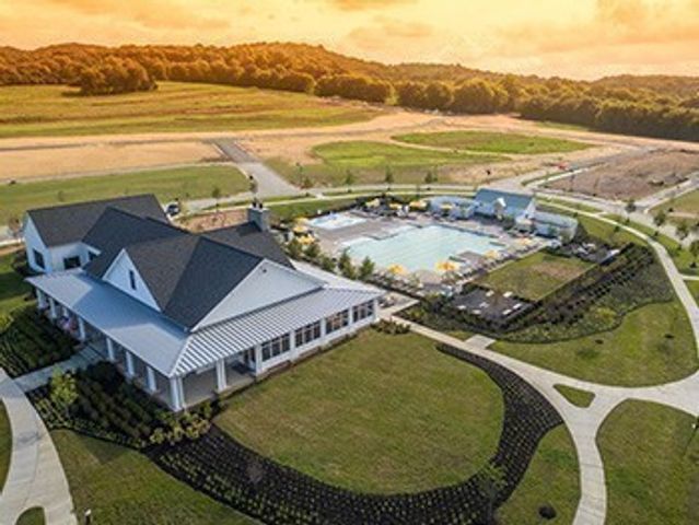 588 Gingerwood Lane, Hendersonville, TN 37075