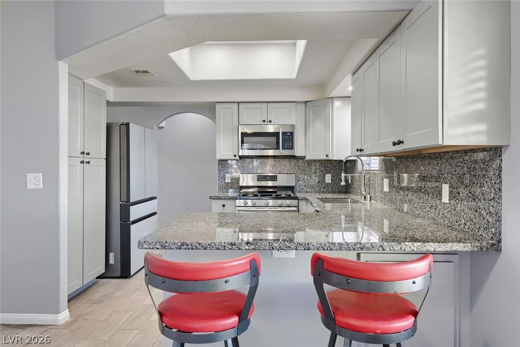 508 Indian Princess Drive 104, Las Vegas, NV 89145 — photo 3