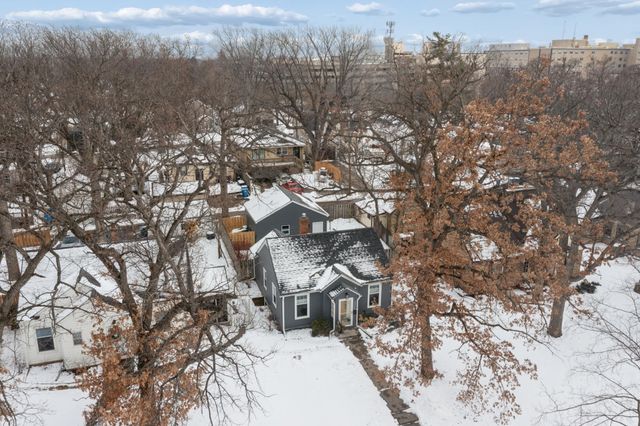 3326 Chowen Avenue N, Robbinsdale, MN 55422