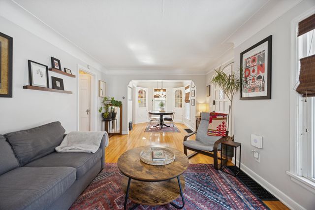 3326 Chowen Avenue N, Robbinsdale, MN 55422