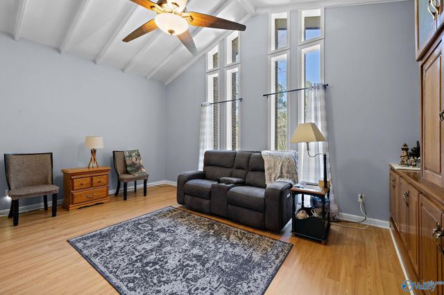 400 Crescent Drive SW, Hartselle, AL 35640