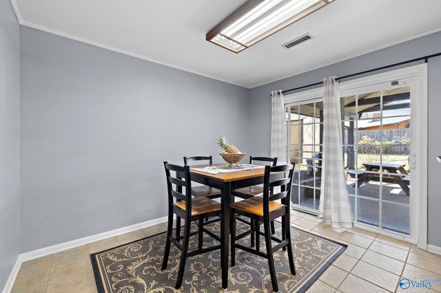 400 Crescent Drive SW, Hartselle, AL 35640