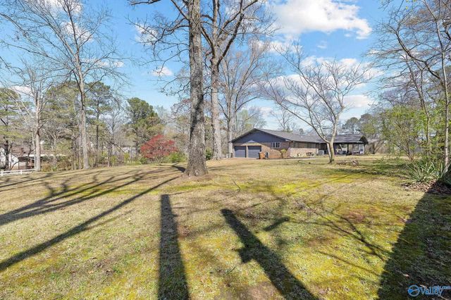 400 Crescent Drive SW, Hartselle, AL 35640