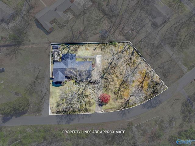 400 Crescent Drive SW, Hartselle, AL 35640