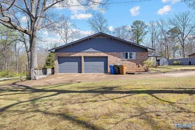 400 Crescent Drive SW, Hartselle, AL 35640