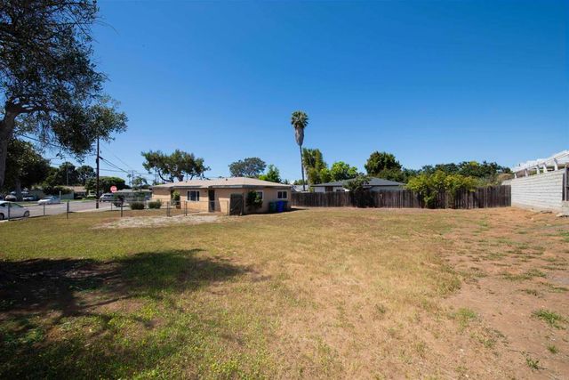 30 Magnolia Magnolia Avenue, Carlsbad, CA 92008