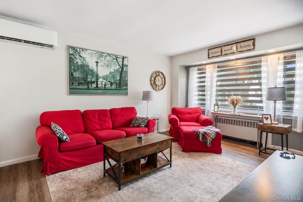 10 Alliance Street, Valley Stream, NY 11580 — photo 3