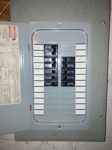 2109 E Locust Street, Davenport, IA 52803