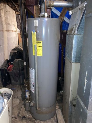 2109 E Locust Street, Davenport, IA 52803