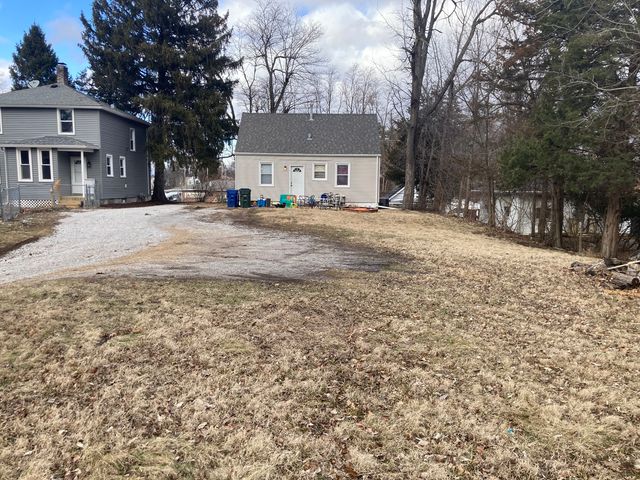 2109 E Locust Street, Davenport, IA 52803