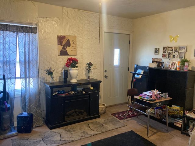 2109 E Locust Street, Davenport, IA 52803