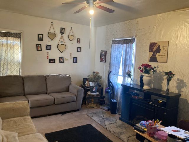 2109 E Locust Street, Davenport, IA 52803