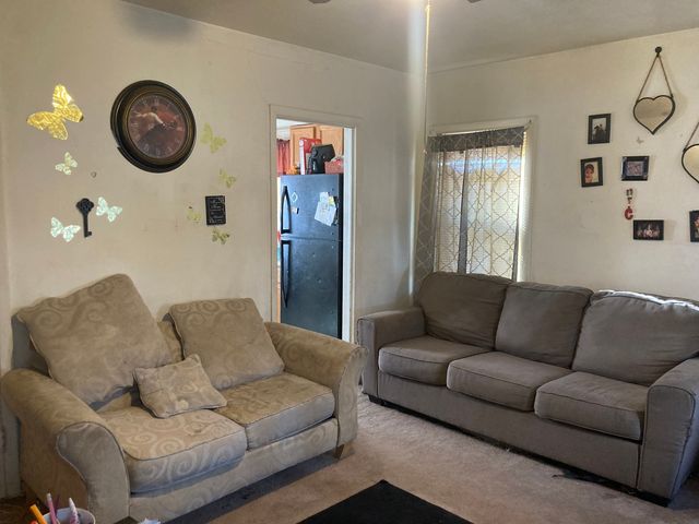 2109 E Locust Street, Davenport, IA 52803