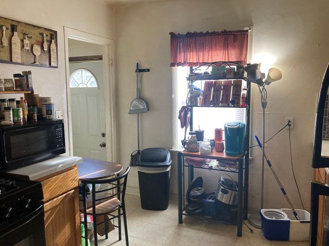 2109 E Locust Street, Davenport, IA 52803