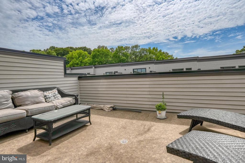 Image 49 of property listing at 5345 ZENITH OVERLOOK, Bethesda, MD 20816