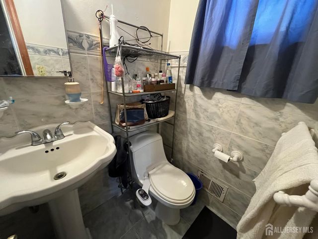 7 Sparta Court, Old Bridge, NJ 08879