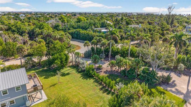 495 E Lake RD, Sanibel, FL 33957