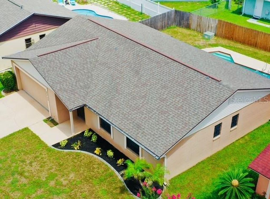 Image 4 of property listing at 2311 TOWERBRIDGE STREET, Orlando, FL 32837
