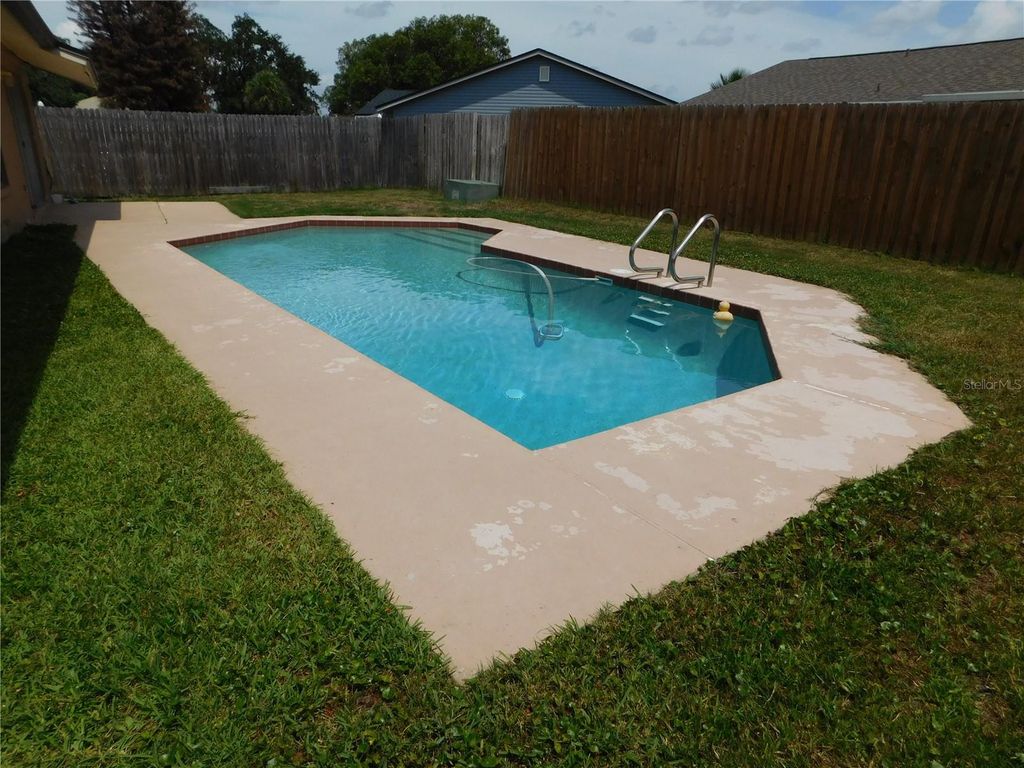 Image 8 of property listing at 2311 TOWERBRIDGE STREET, Orlando, FL 32837