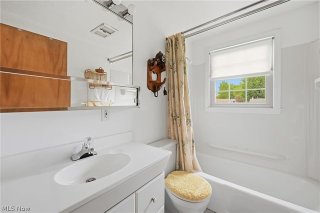 3898 New Road, Austintown, OH 44515