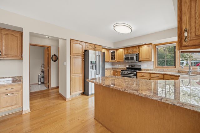 1522 Coventry Lane, Munster, IN 46321