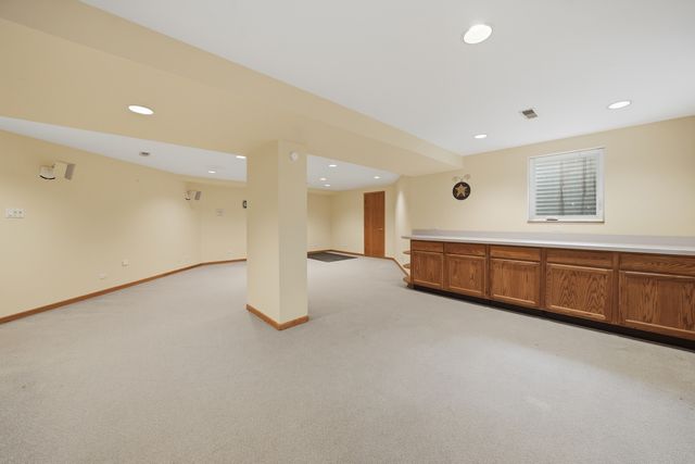 1522 Coventry Lane, Munster, IN 46321
