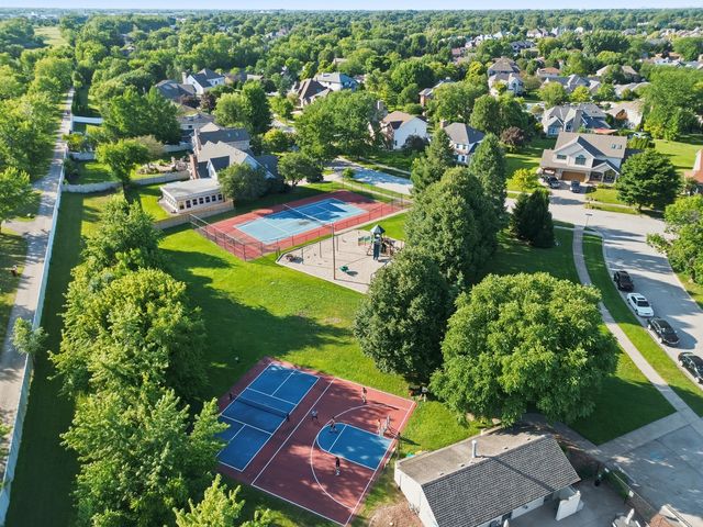1522 Coventry Lane, Munster, IN 46321