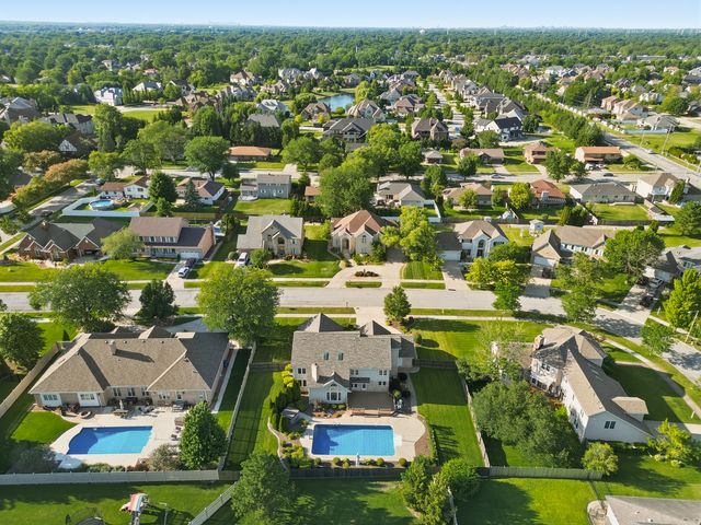 1522 Coventry Lane, Munster, IN 46321