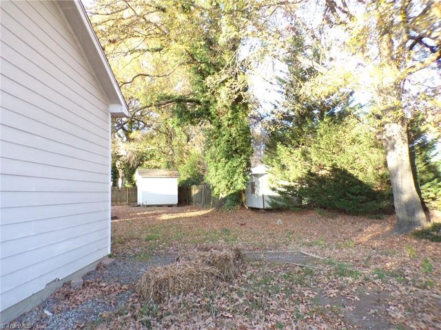 2105 Hardie Court, Greensboro, NC 27403