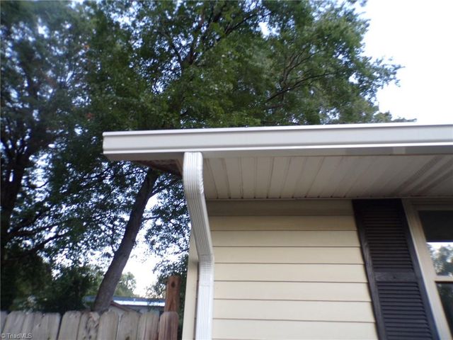 2105 Hardie Court, Greensboro, NC 27403