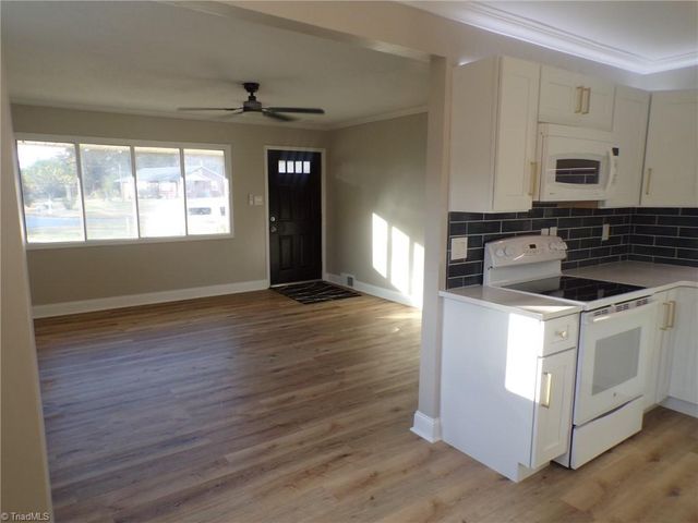 2105 Hardie Court, Greensboro, NC 27403