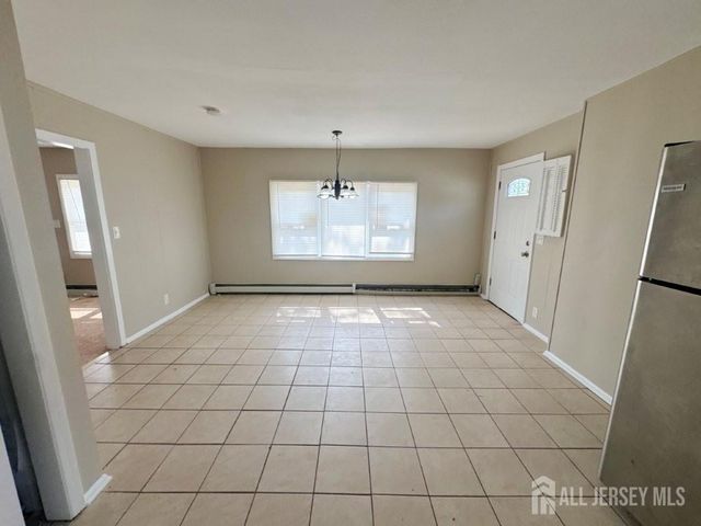 40 Runyon Avenue, Edison, NJ 08817