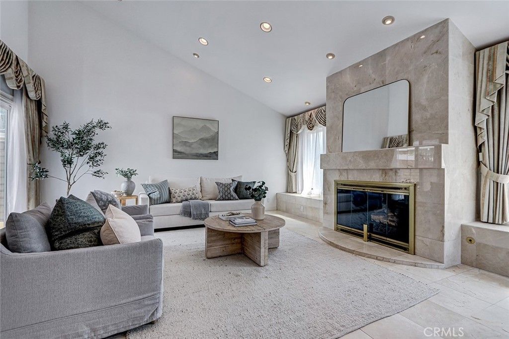 1701 Gates, Manhattan Beach, CA 90266 — photo 2